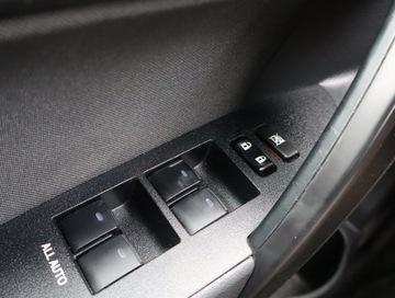 Toyota Corolla XI Sedan Facelifting 1,6 Valvematic 132KM 2017 Toyota Corolla 1.6 Valvematic, Salon Polska, zdjęcie 12