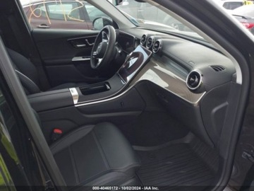 Mercedes GLC C254/X254 2023 Mercedes-Benz GLC 300, 2023r., 4x4, 2.0L 2.0 Benzyna 255KM, zdjęcie 8
