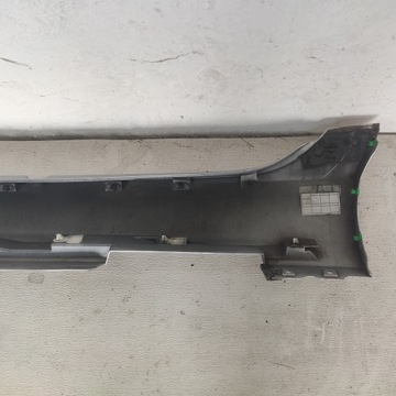 VOLVO V40 II 2016 ЦВЕТ ПАНЕЛИ FRIGHT 711