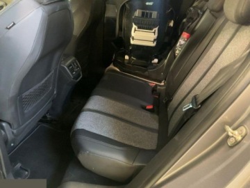 Peugeot 3008 I Crossover Facelifting 1.2 PureTech 130KM 2016 Peugeot 3008 1.2 PureTech 130KM GPF Stop &amp; Start Allure Business-Paket 2016, zdjęcie 18