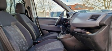 Opel Combo D Tour 1.6 CDTI 105KM 2014 Opel Combo Tour 1.6 CDTI, zdjęcie 26