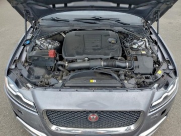 Jaguar XF II 2020 Jaguar XF Prestige 2020 2.0L 2.0 Benzyna 247KM, zdjęcie 6
