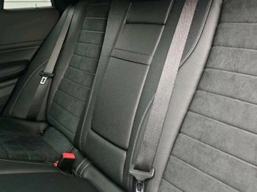 Mercedes GLE V167 SUV Facelifting 2.0 300d 269KM 2025 MERCEDES-BENZ GLE 300 d 4-Matic AMG Line 2.0 (269KM) 2025, zdjęcie 14