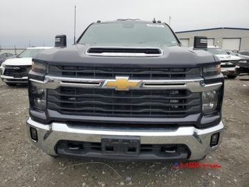Chevrolet Silverado II 2024 Chevrolet Silverado 2024 6.6L AWD 6.6 Diesel 470KM, zdjęcie 4