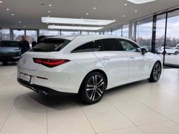 Mercedes CLA C118/X118 Shooting Brake Facelifting 1.3 180 136KM 2024 Mercedes-Benz CLA Shooting Brake Pakiet Parkowania Nawigacja MBUX Premiu, zdjęcie 3