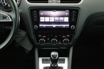 Skoda Octavia III Kombi Facelifting 1.4 TSI 150KM 2018 Skoda Octavia 1.4 TSI, Salon Polska, zdjęcie 12