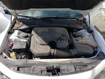 Chrysler 300C II 2021 Chrysler 300s 2021 3.6l 3.6 Benzyna 300KM, zdjęcie 6