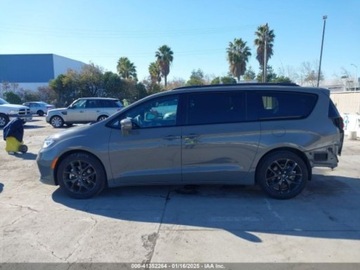 Chrysler Pacifica II 2021 Chrysler Pacifica Touring L 2021 3.6l 3.6 Benzyna 287KM, zdjęcie 5