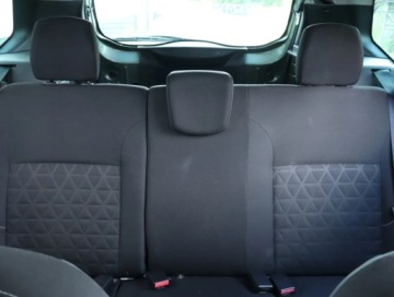 Dacia Duster I SUV Facelifting 1.2 TCe 125KM 2014 Dacia Duster 1.2 TCe, Navi, Klima, Tempomat, zdjęcie 9