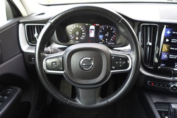 Volvo XC60 II 2021 Volvo XC 60 kamera, czujniki park., klimatyzacja 2strefowa, CarPlayAA, LED, zdjęcie 7