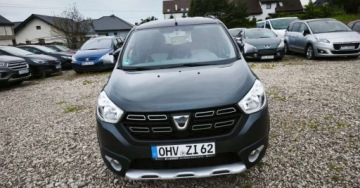 Dacia Lodgy Minivan Facelifting 1.6 SCe 102KM 2019 Dacia Lodgy Dacia Lodgy SCe 100 Stepway 1.6 Benzyna 102KM, zdjęcie 2