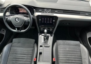 Volkswagen Passat B8 Limousine Facelifting 1.5 TSI EVO 150KM 2019 Volkswagen Passat Highline Pakiety, ACC, KAmera, GPS, Active Info Display, zdjęcie 3