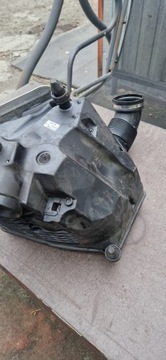 AUDI A4 B9 FILTR VZDUCHU POUZDRO 8W0133835P 8W0133835K