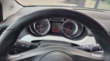 Opel Adam Hatchback 1.2 70KM 2014 Opel Adam 1.2Benz 70KM Parktronic Grz.foteleKierownica Klima Faktura Gwara, zdjęcie 30