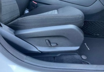 Mercedes GLC C253 SUV 2.1 220 d 170KM 2018 Mercedes-Benz GLC Mercedes-Benz GLC 2.1 Diesel 170KM, zdjęcie 18