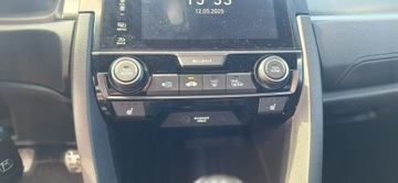 Honda Civic X Hatchback 5d 1.0 VTEC TURBO 126KM 2019 Honda Civic biala perla 1,0 i-vtec ledy duza navi, zdjęcie 12