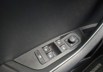 Skoda Karoq Crossover 1.0 TSI 115KM 2018 Skoda Karoq 1.0TSI 115KM 6Bieg LED Grz.Fotele Navi CarPlay PDC Oplaty Gwar, zdjęcie 32