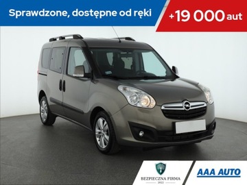 Opel Combo D Tour 1.6 CDTI 105KM 2016 Opel Combo 1.6 CDTI, Salon Polska, Serwis ASO