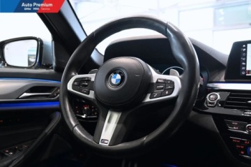 BMW Seria 5 G30-G31 Limuzyna 540i 340KM 2019 BMW Seria 5 540i xDriveFV23Adaptacyjny Reflektor LEDLED Fog lights 3.0, zdjęcie 15