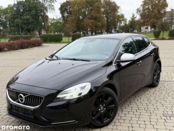 Volvo V40 II Hatchback Facelifting 2.0 D3 150KM 2018 Volvo V40 Volvo V40 D3 Inscription 2.0 Diesel 150KM, zdjęcie 3