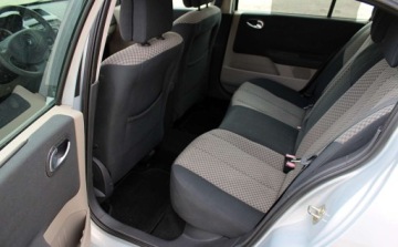 Renault Megane II 2004 Renault Megane Zarejestrowany Doinwestowany 1.6 Benzyna 113KM, zdjęcie 13