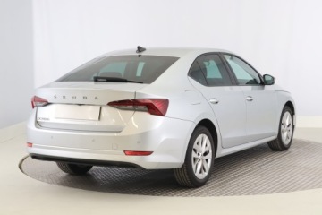 Skoda Octavia IV Liftback 1.5 TSI EVO 150KM 2021 Skoda Octavia 1.5 TSI, Salon Polska, Serwis ASO, zdjęcie 4