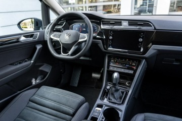 Volkswagen Touran III 1.5 TSI EVO 150KM 2026 Volkswagen Touran Highline 1.5 TSI EVO 150 KM DSG, zdjęcie 24