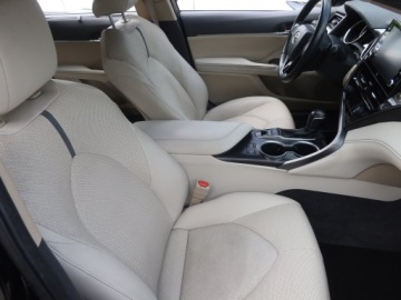Toyota Camry IX Sedan 2.5 Hybrid Dynamic Force 218KM 2022 Toyota Camry 2.5 Hybrid, Salon Polska, zdjęcie 8