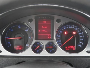 Volkswagen Passat B6 Variant 2.0 TDI PD-DPF 140KM 2006 VW Passat 2.0 TDI, HAK, Klima, Klimatronic,ALU, zdjęcie 10
