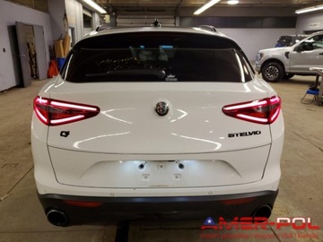 Alfa Romeo Stelvio SUV 2.0 Turbo 280KM 2018 Alfa Romeo Stelvio _TI SPORT_4x4_2018r 2.0 Benzyna 280KM, zdjęcie 5