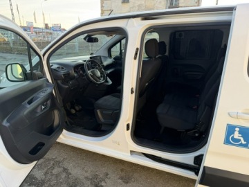 Opel Combo E Kombivan 1.5 Diesel 131KM 2022 Opel Combo Life Niepełnosprawnych inwalida, zdjęcie 17