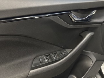 Skoda Kamiq Crossover 1.0 TSI 95KM 2024 Skoda Kamiq Essence LED Lane Assist Tempomat 1, zdjęcie 9