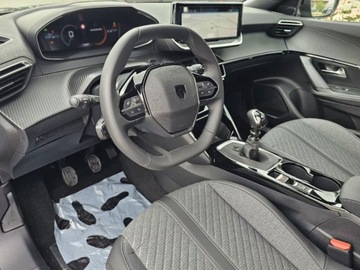 Peugeot 2008 II SUV Facelifting 1.2 PureTech 100KM 2025 Od ręki - Allure S&amp;S 1.2 PureTech 100KM / Pakiet Navigation i Access, zdjęcie 5
