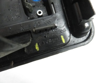 HUMMER HUMMER H2 ДЕРЖАТЕЛЬ ДЛЯ НАПИТКОВ 15177421