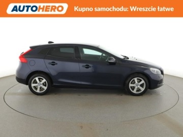 Volvo V40 II Hatchback 2.0 T2 DRIVE-E 122KM 2016 Volvo V40 niski przebieg navi grzane fotele PDC, zdjęcie 8