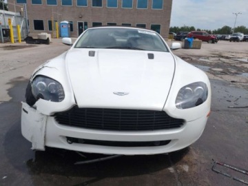 Aston Martin V8 Vantage III 2009 Aston Martin V8 Vantage 2009 5.7l 5.7 Benzyna 420KM, zdjęcie 5