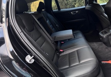 Volvo V60 II  2022 Volvo V60 LIFT FullLed Skora Kamera Podgrz Fotele Kierownica Alu19 Gwaranc, zdjęcie 22