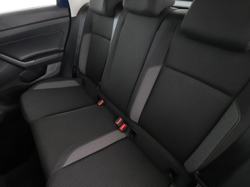 Volkswagen Taigo 1.0 TSI 95KM 2022 Volkswagen Taigo navi LED klima auto virtual, zdjęcie 16