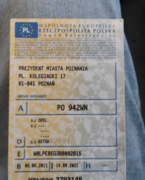 Opel Astra J Sports Tourer 1.7 CDTI ECOTEC 110KM 2011 Opel Astra 2011r, 1.7 CDTI. Uszkodzony lewy przod. Pali 1.7 Diesel 110KM, zdjęcie 20