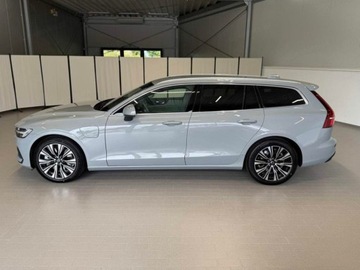 Volvo V60 II  Kombi Plug-In Facelifting 2.0 T6 350KM 2025 VOLVO V60 T6 AWD Plug-In Hybrid Plus Bright Combi 2.0(350KM) 2025, zdjęcie 2