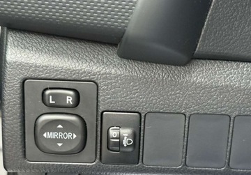 Toyota Auris II Touring Sports Facelifting 1.33 Dual VVT-i 99KM 2017 Toyota Auris salon Polska, serwis ASO Toyota, rok Gwarancja 1.3 Benzyna, zdjęcie 11