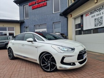 DS 5 Hatchback (Citroen) 2.0 HDi Hybrid4 200KM 2012 Citroen DS5 2.0 HDI SportChip 4x4Hybrid Automat, zdjęcie 6