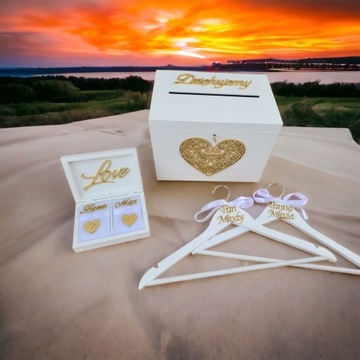 свадебный набор, коробка для конвертов, обручальные кольца, вешалки.