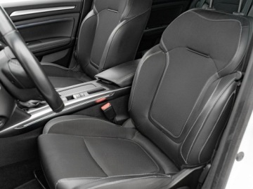 Renault Megane IV Grandtour Facelifting 1.5 Blue dCi 115KM 2021 Renault Megane DW4PW80#1.5 Blue dCi Intens EDC, zdjęcie 10