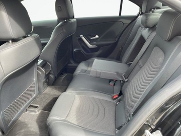 Mercedes Klasa A W177/V177 Sedan Facelifting 1.3 200 163KM 2023 Mercedes-Benz Klasa A A 200 1 wlasciciel Salon Polska FV23 Darmowy Rap, zdjęcie 17