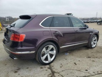 Bentley Bentayga 2018 Bentley Bentayga V12 2018 6.8 Benzyna 608KM, zdjęcie 3