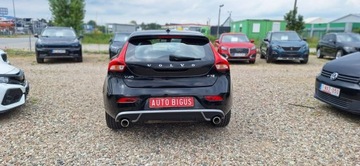 Volvo V40 II Hatchback Facelifting 1.5 T3 152KM 2018 Volvo V40 T3 Ledy, duza navi bixenon R-Design, zdjęcie 5