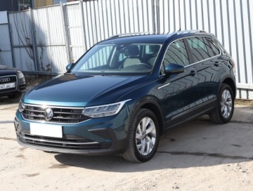 Volkswagen Tiguan II SUV Facelifting 2.0 TSI 190KM 2022 VW Tiguan 2.0 TSI, Salon Polska, 1. Właściciel, zdjęcie 1