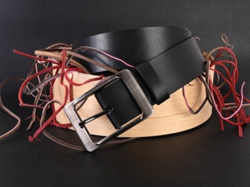 ЖЕНСКИЙ ШИРОКИЙ КОЖАНЫЙ РЕМЕНЬ ЧЕРНЫЙ 4 см