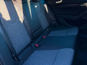 Skoda Octavia IV Liftback 1.5 TSI EVO 150KM 2026 SKODA Octavia Sportline 1.5 TSI mHEV DSG Sedan 150KM 2026, zdjęcie 9